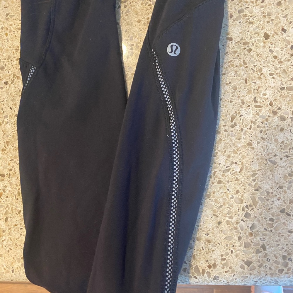 Sz 2 lululemon leggings! Euc